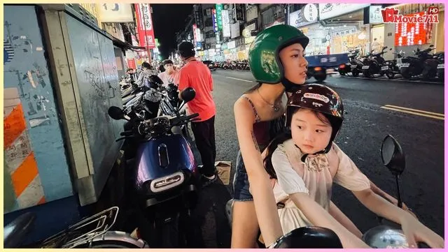 พล็อตเรื่อง Left Handed Girl (2025) เด็กมือซ้าย